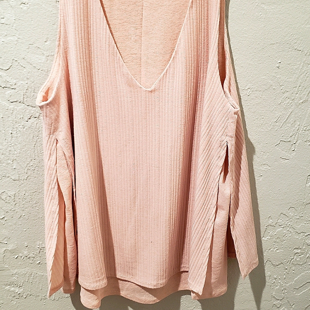 Mango flowy top. Size small